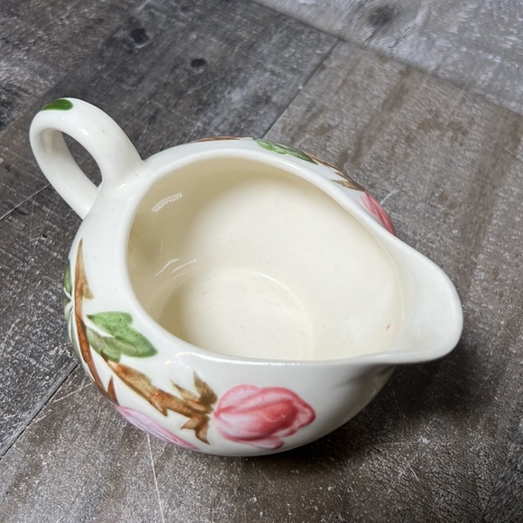 Vintage Continental Kilns USA Hand Painted Green Arbor Creamer Pitcher - Picture 2 of 6